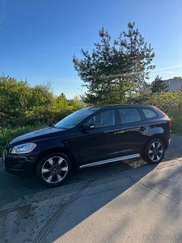 Volvo XC60 SUV D5 AWD 2.4D 151kw 2010 prvý majiteľ - 2