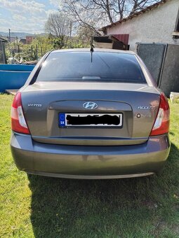 Predám hyundai accent 1.4 - 2
