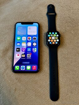 iPhone 11 Pro 64 GB Gold + Apple watch SE (2020) 44 mm - 2