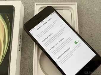 iPhone SE 2020 - 2