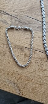 Nahrdelnik z chirurgickej ocele Corall - 2