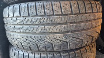 Predám zimné Pirelli 235/55 r18 - 2