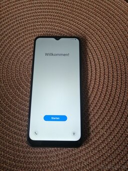 Samsung galaxy A22 5g čierny - 2