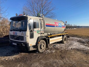 Volvo FL 220 Fekálne vozidlo - 2