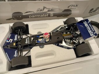 F1 ROZKLÁDACÍ BRABHAM BMW 1983 NELSON PIQUET MINICHAMPS 1:18 - 2