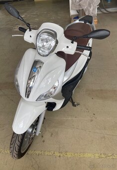 Skúter Piaggio - 2
