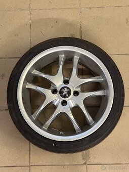 4x108 R17 205/40 - 2