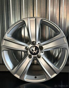 #33 Elektróny originál VW r18 - 2