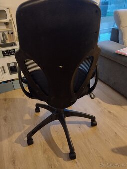 Kancelarska stolicka - 2