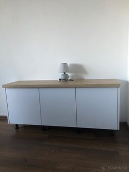 Komoda - 2