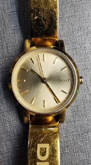 Predám hodinky DKNY - 2