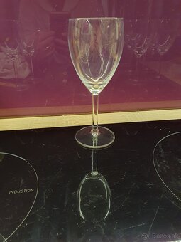 Sklenene pohare na stopke - 2