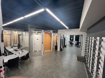 Asistent/tka predaja int. dverí a zárubní  SAPELI - 2