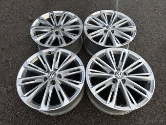 ORIGINAL VW PASSAT B8 R-LINE DISKY 5x112 R19 - 2