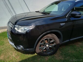 Mitsubishi Outlander PHEV 2.0 Executive Edition–4x4–Automat - 2