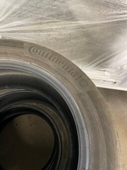 Continental 235/55 R19 - 2