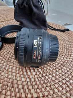 Nikon 35mm f/1.8 AF-S DX - 2