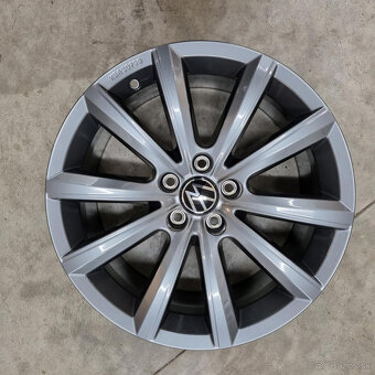 Hliníkové Volkswagen disky 5x112 R18 8J ET25 - 2