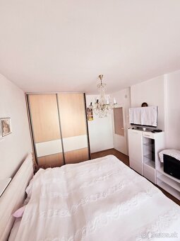 Predám 1-izbový byt po rekonštrukcii – 42 m² + 2 pivnice - 2