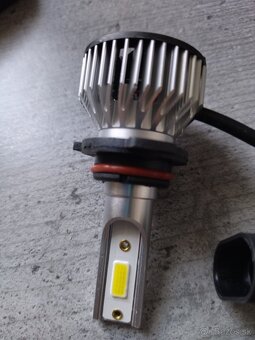Predám LED diodové žiarovky do áut Mitsubishi - 2