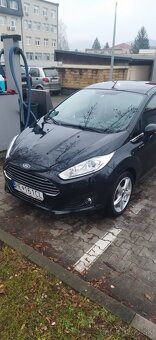 Ford Fiesta - 2