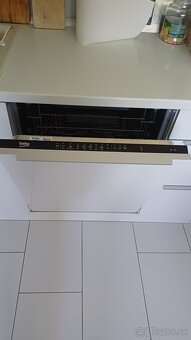 Umývačka riadu vstavaná Beko DIN28220 - 2