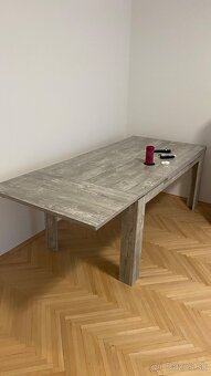 Roztahovaci jedalensky stol - 2