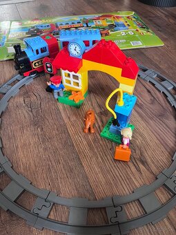 Lego Duplo track system - 2