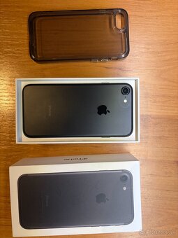 Predám Iphone 7 - 2