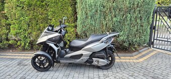 Quadro 350 cm3 L5e mp3 metropolis - 2