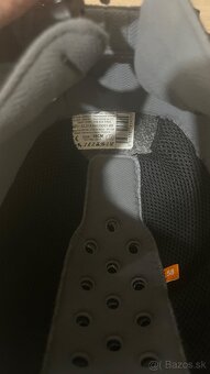 Jazdecká prilba fouganza - 2