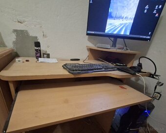 Predam pc stolik - 2