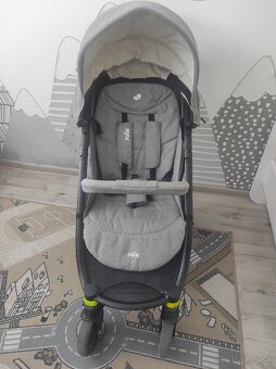 Športový kočík joie - 2