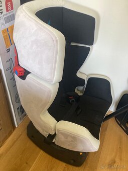 Detska autosedacka - 2