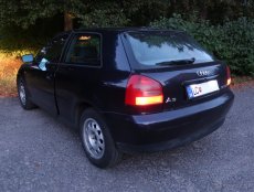 Predám peknú Audi A3 1,9TDI, 3-dverový hatchback -TOP PONUKA - 2