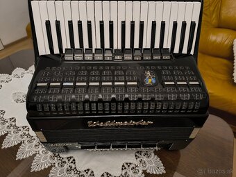 Akordeón Weltmeister - 2