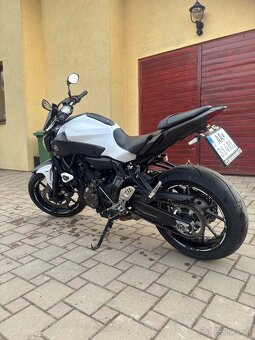 Yamaha Mt07 - 2