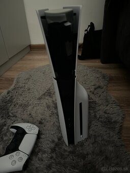 PlayStation 5 Slim (disková verzia) – TOP stav, komplet bale - 2