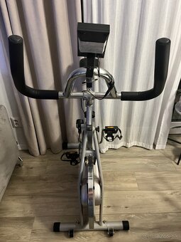 Stacionarny bicykel - 2
