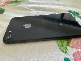Iphone 8 - 2