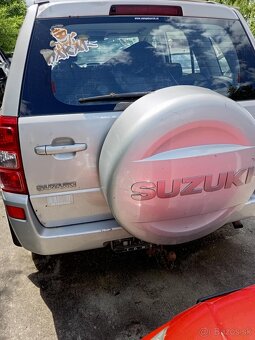 Rozpredám na náhradné diely Suzuki Grand Vitara - 2