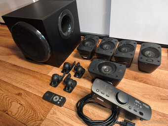 LOGITECH Z906 - 2
