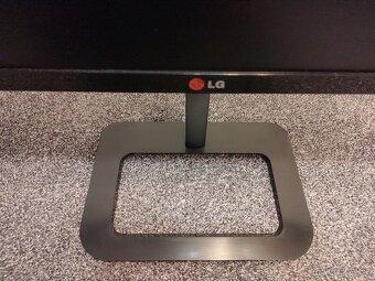 Predam monitor 29 "LG 29UB65 ultrawide - 2