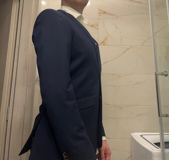 Pánsky oblek Mikä Rauta. - 2