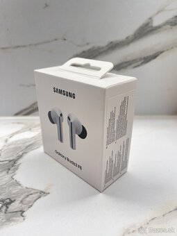 Samsung Galaxy Buds3 FE - 2