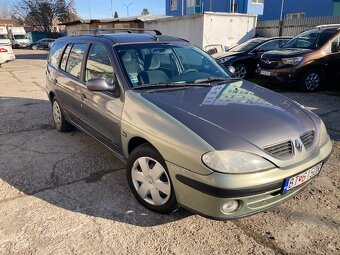 Renault Megane - 2