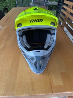 Prilba Thor - 2
