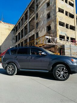 Mitsubishi Outlander 2.2 130kW 7-miestny,manuál - 2