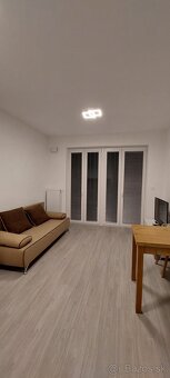 1 izbový byt s parkovaním Kamence - 2