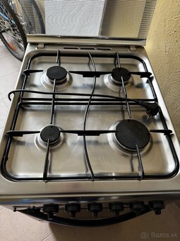 Sporak Indesit - 2